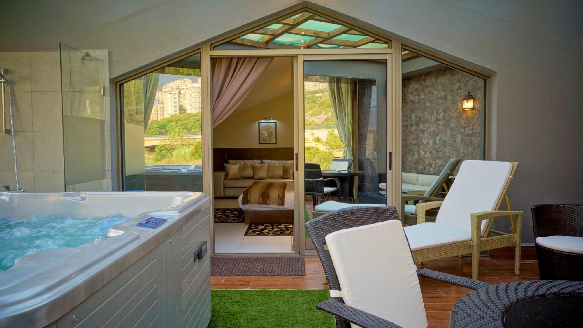 Hotel Xperience Jounieh Dış mekan fotoğraf