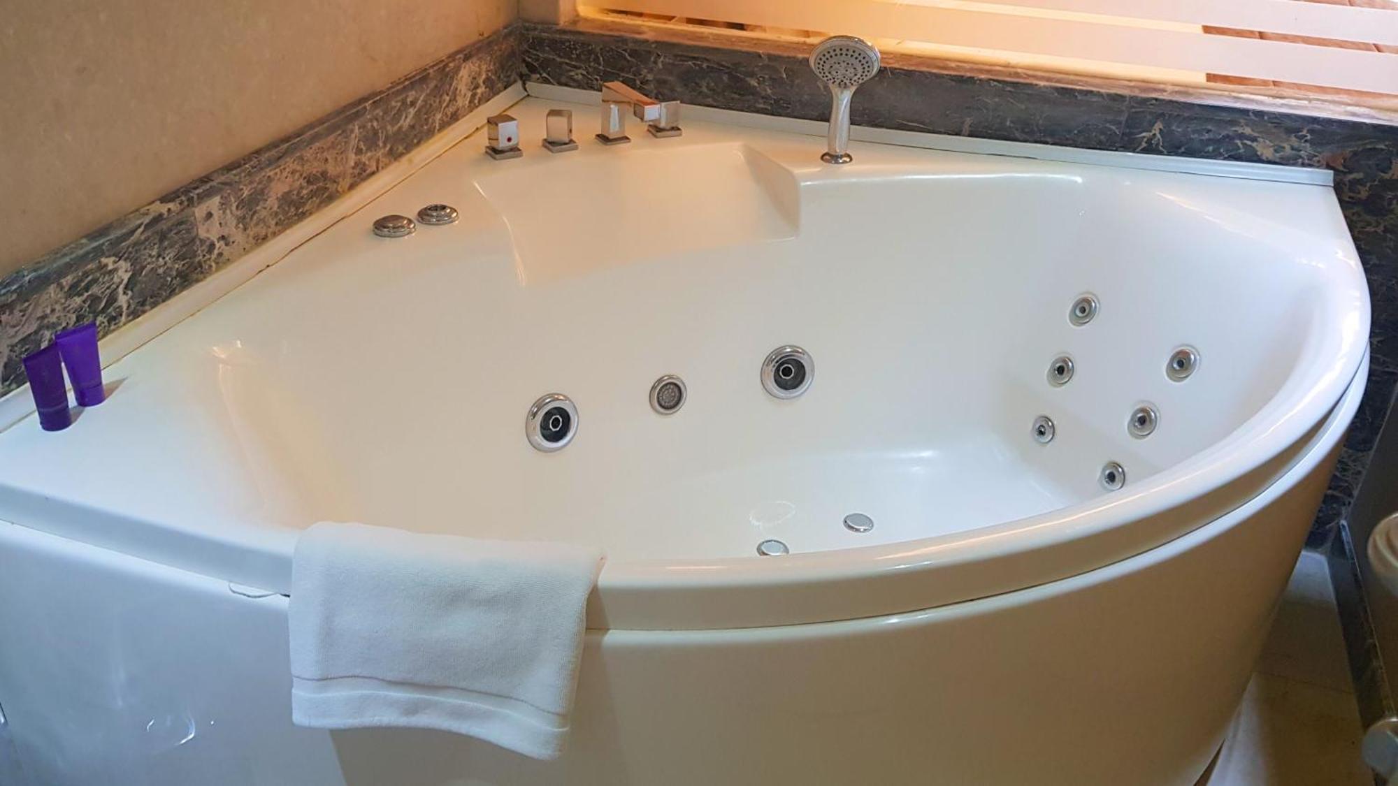 Hotel Xperience Jounieh Dış mekan fotoğraf